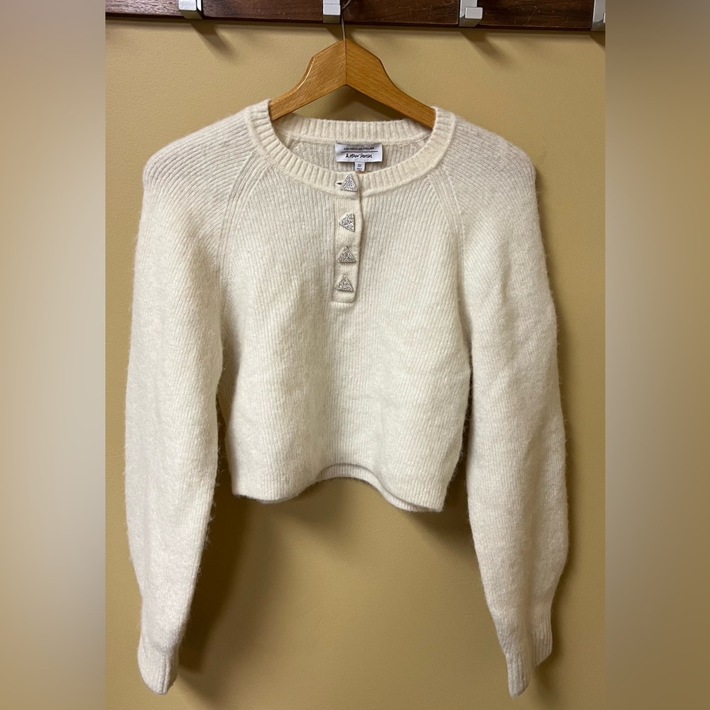 & Other Stories Los Angeles Atelier White Cozy Cropped Sweater